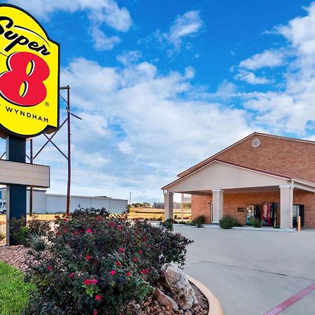 Motel Super 8 By Wyndham Pleasanton Exteriér fotografie
