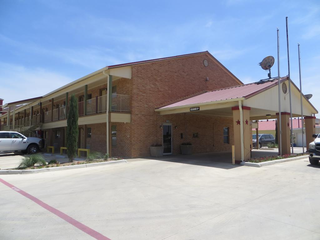 Motel Super 8 By Wyndham Pleasanton Exteriér fotografie
